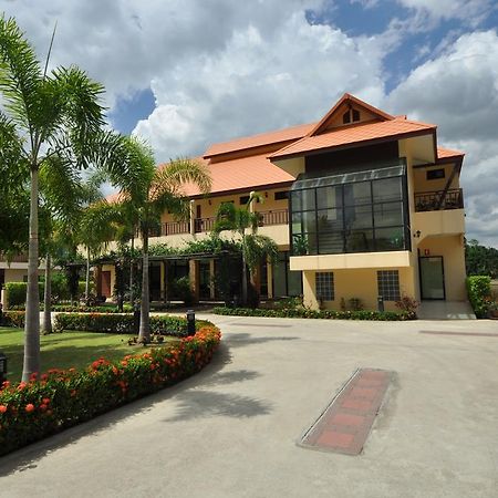 Maeklong Marina Resort Ratchaburi Zewnętrze zdjęcie