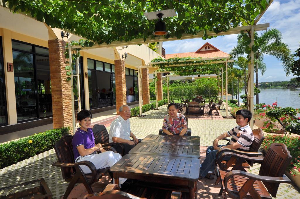 Maeklong Marina Resort Ratchaburi Zewnętrze zdjęcie